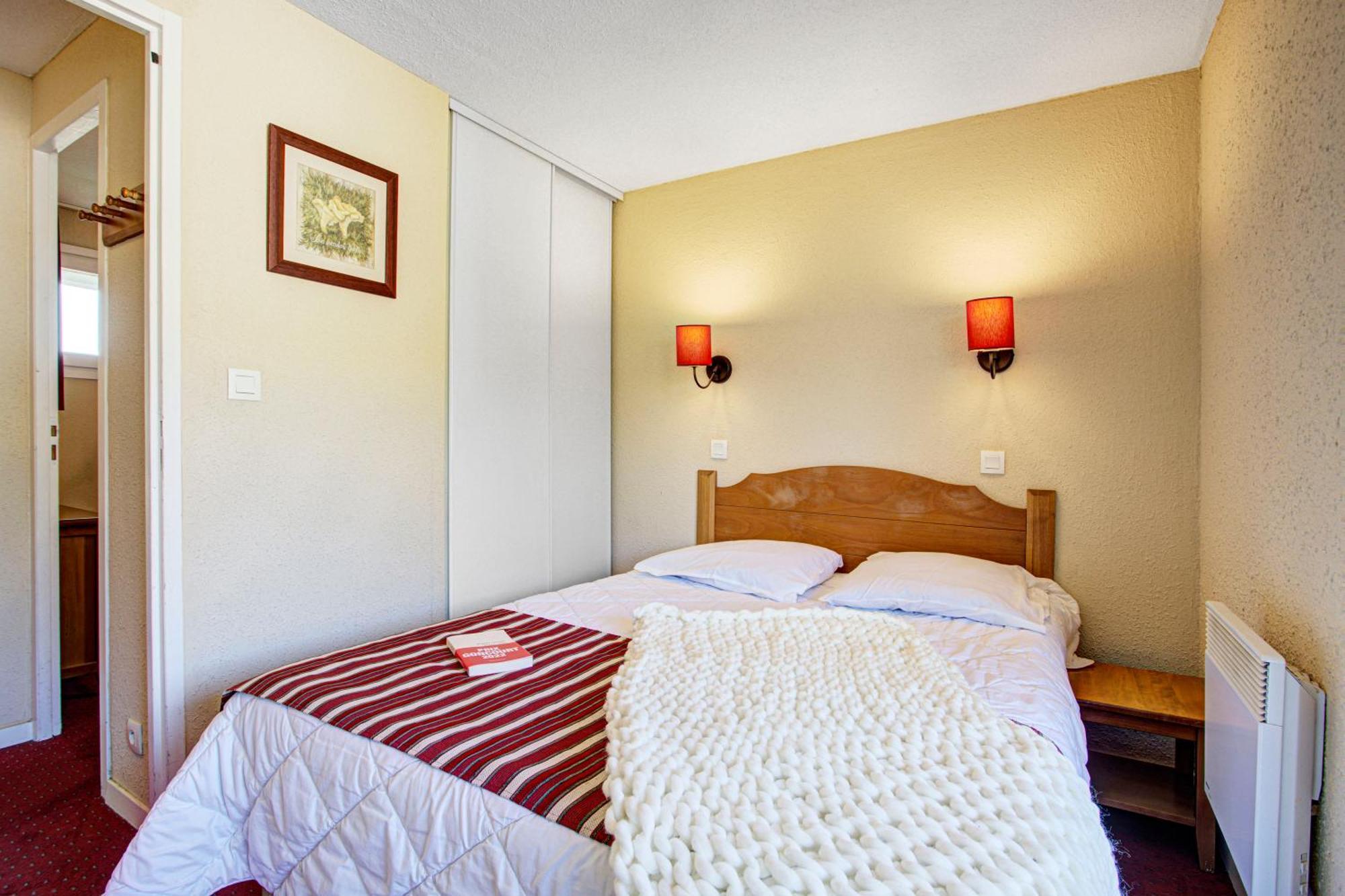 Residence Pierre & Vacances Pyrenees 2000 Le Sequoia モン・ルイ エクステリア 写真